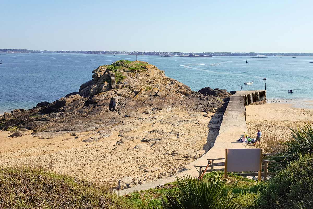 Cézembre, l'île des Corsaires