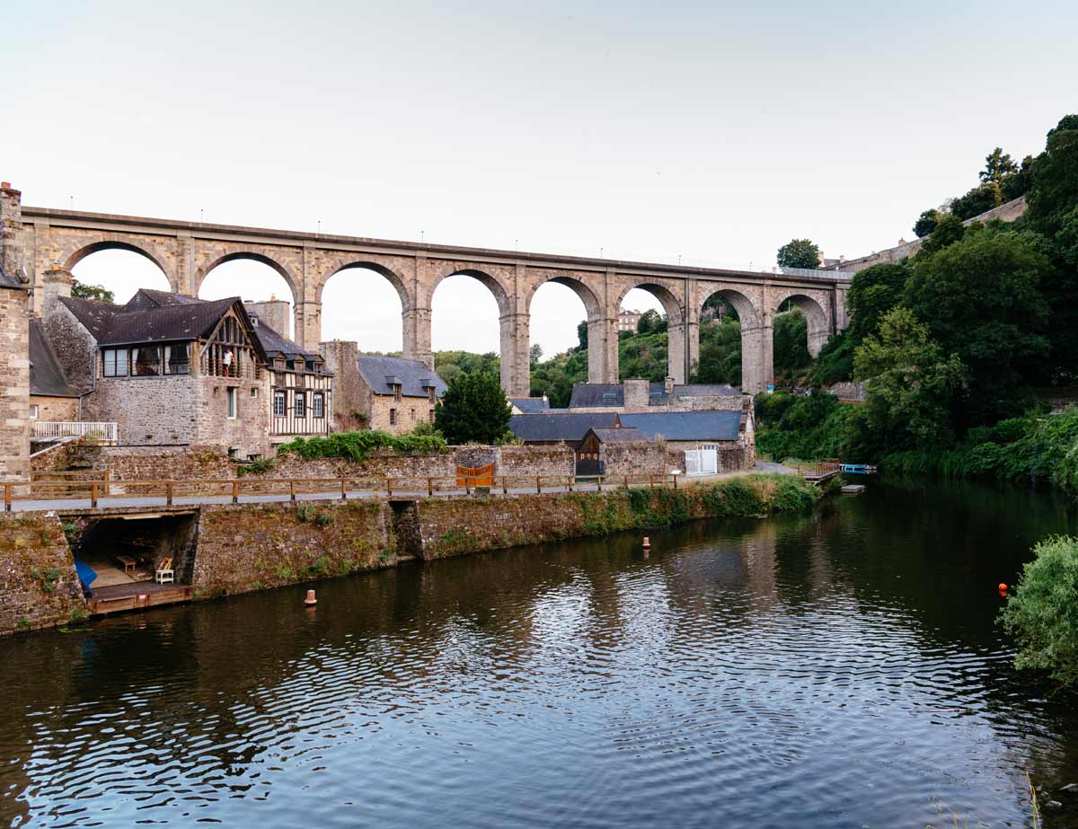 Dinan depuis la Rance